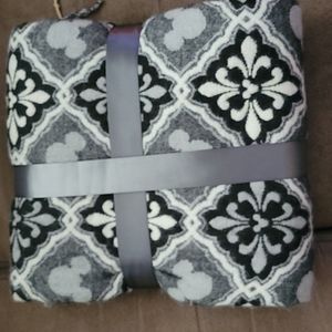 Disney reversible throw